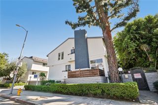 12390 Chandler Boulevard J, Valley Village, CA 91607