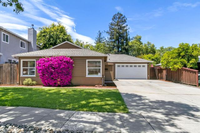 2766 Massachusetts Avenue, Redwood City, CA 94061