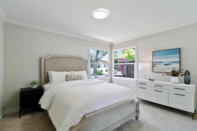 2766 Massachusetts Avenue, Redwood City, CA 94061