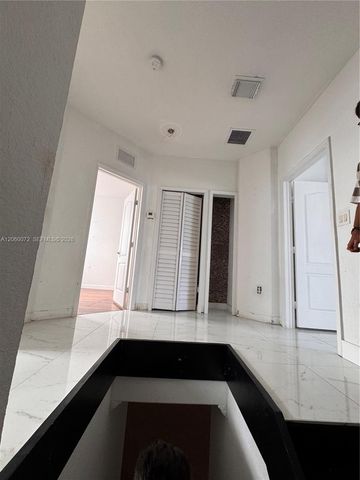 7517 NW 112th Path, Doral, FL 33178