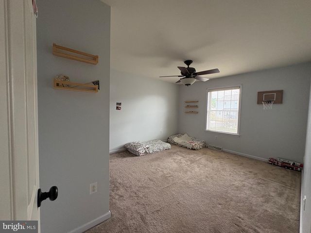 152 TWIN CREEKS DR, Jonestown, PA 17038