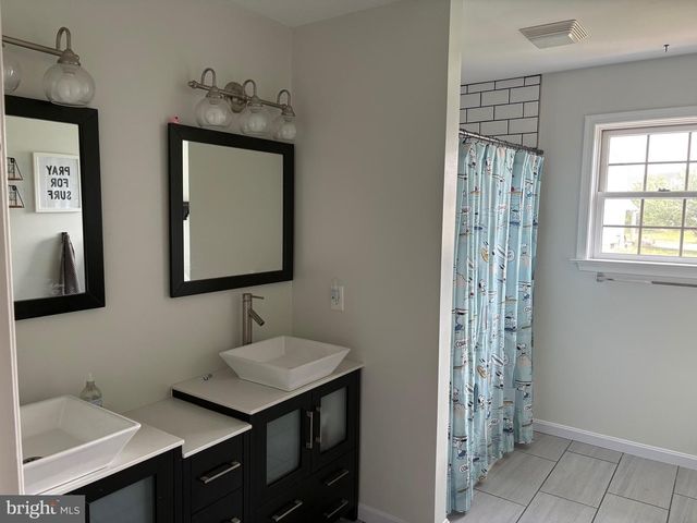 152 TWIN CREEKS DR, Jonestown, PA 17038