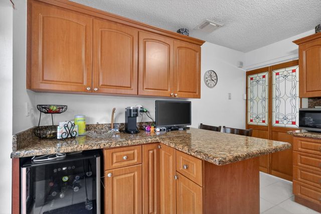 18977 NW 63rd Ct Circle, Miami Gardens, FL 33015