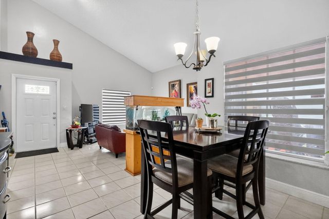 18977 NW 63rd Ct Circle, Miami Gardens, FL 33015
