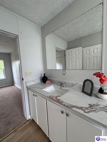 490 Blackjack Road, Radcliff, KY 40165