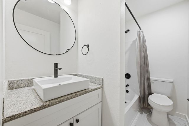 4908 West Gate BLVD 101, Austin, TX 78745