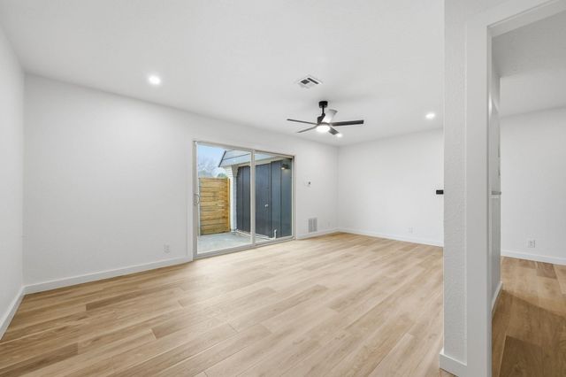 4908 West Gate BLVD 101, Austin, TX 78745