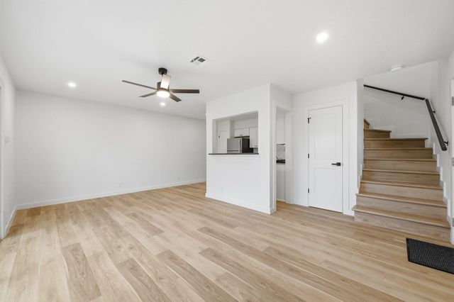 4908 West Gate BLVD 101, Austin, TX 78745