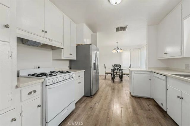 952 Casa Hermosa, Pomona, CA 91768