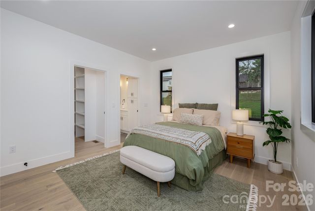 47 Scott Meadows Drive, Asheville, NC 28806