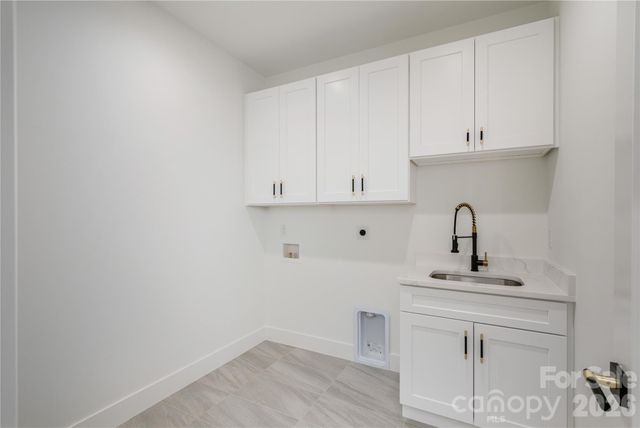 47 Scott Meadows Drive, Asheville, NC 28806