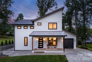 47 Scott Meadows Drive, Asheville, NC 28806
