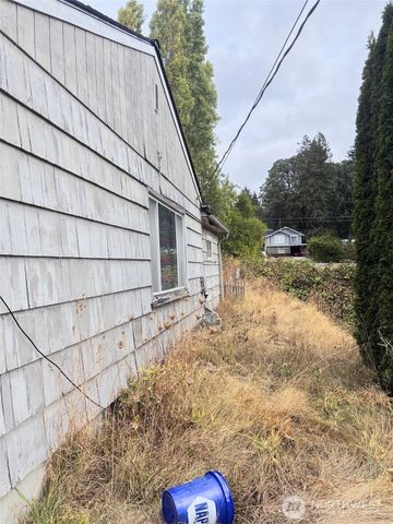 4134 W M Street, Bremerton, WA 98312