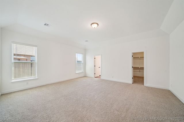 31950 E 62nd Street S, Broken Arrow, OK 74014