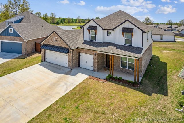 31950 E 62nd Street S, Broken Arrow, OK 74014