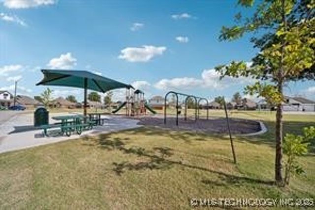 31950 E 62nd Street S, Broken Arrow, OK 74014