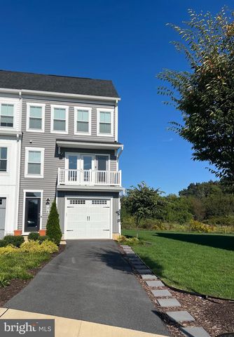 738-7 TATUM CT, Frederick, MD 21702