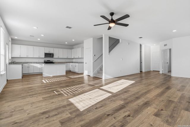 11629 Red Burro, Helotes, TX 78023