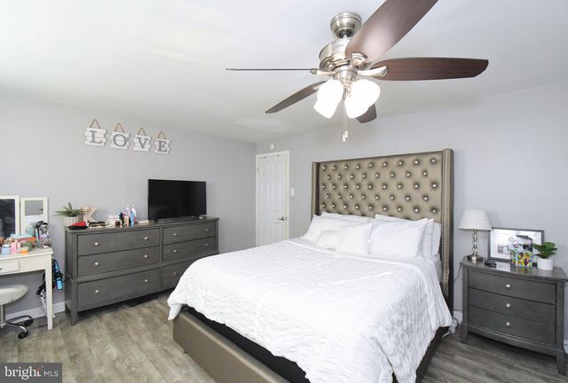 3568 GLOUCESTER LN, Philadelphia, PA 19114