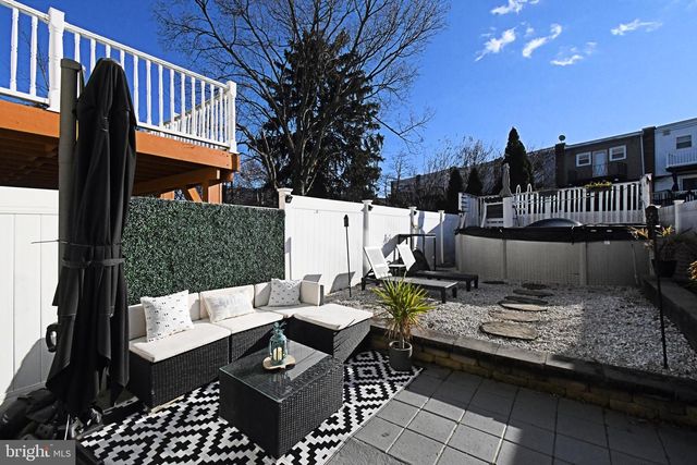 3568 GLOUCESTER LN, Philadelphia, PA 19114