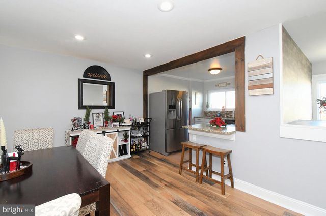 3568 GLOUCESTER LN, Philadelphia, PA 19114