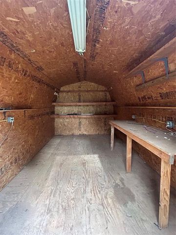 1708 W Modelle Avenue, Clinton, OK 73601