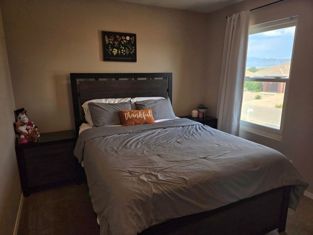 21 Juniper Avenue, Los Lunas, NM 87031