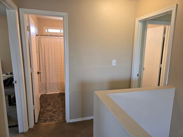 21 Juniper Avenue, Los Lunas, NM 87031