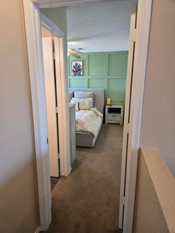 21 Juniper Avenue, Los Lunas, NM 87031