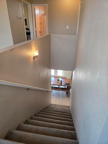21 Juniper Avenue, Los Lunas, NM 87031