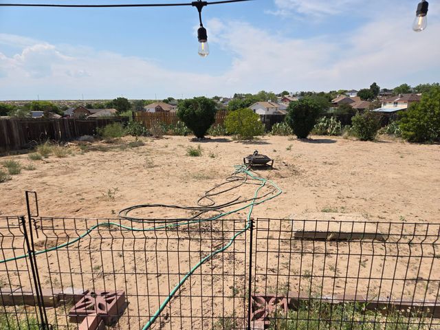 21 Juniper Avenue, Los Lunas, NM 87031