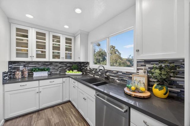 801 Cresta Vista Way, Aptos, CA 95003