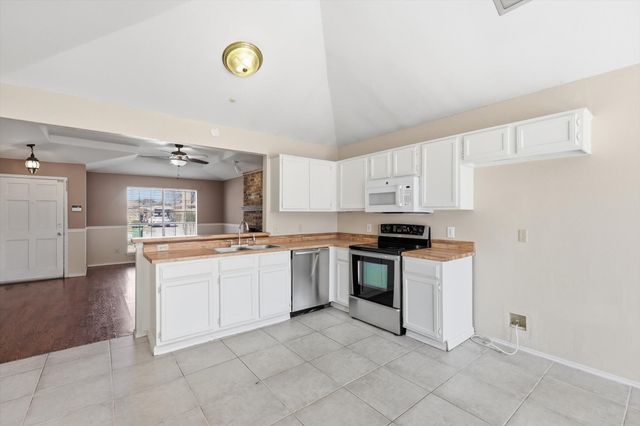 5722 Westchase Drive, North Richland Hills, TX 76180