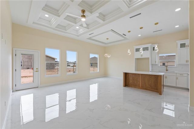 5813 N Gira Del Sol Street, Edinburg, TX 78542
