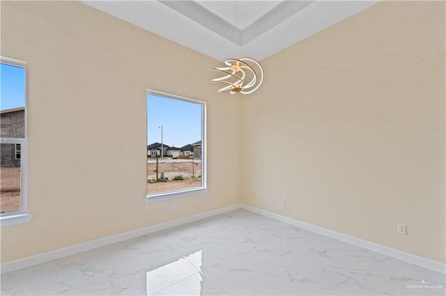 5813 N Gira Del Sol Street, Edinburg, TX 78542