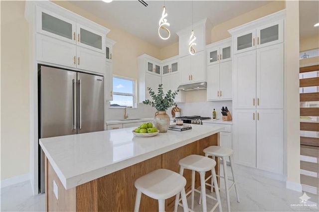 5813 N Gira Del Sol Street, Edinburg, TX 78542