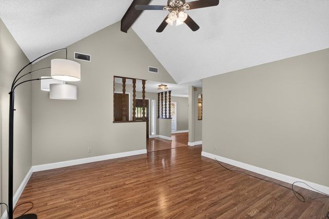 5904 Courville Ct, Fair Oaks, CA 95628