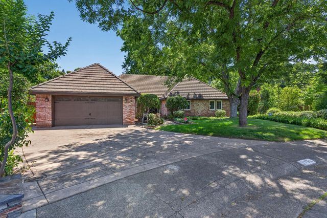 5904 Courville Ct, Fair Oaks, CA 95628