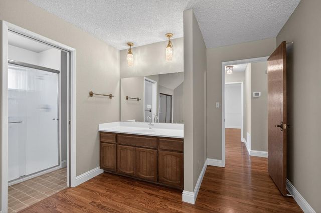 5904 Courville Ct, Fair Oaks, CA 95628