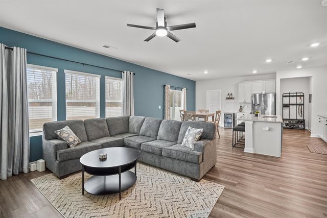 862 Winding Springs Road, Spartanburg, SC 29303