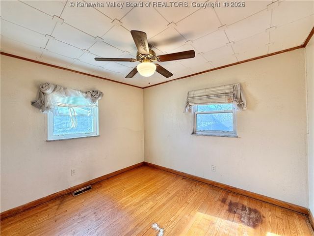 5114 Dean Drive, Charleston, WV 25313