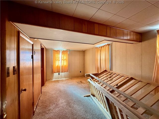 5114 Dean Drive, Charleston, WV 25313