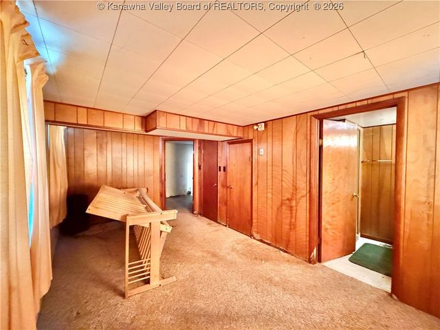 5114 Dean Drive, Charleston, WV 25313