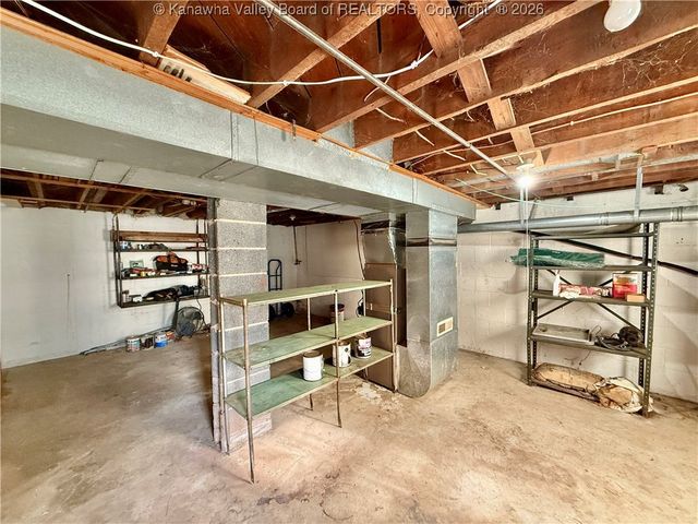 5114 Dean Drive, Charleston, WV 25313