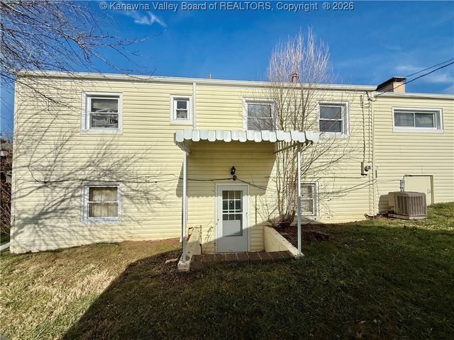 5114 Dean Drive, Charleston, WV 25313