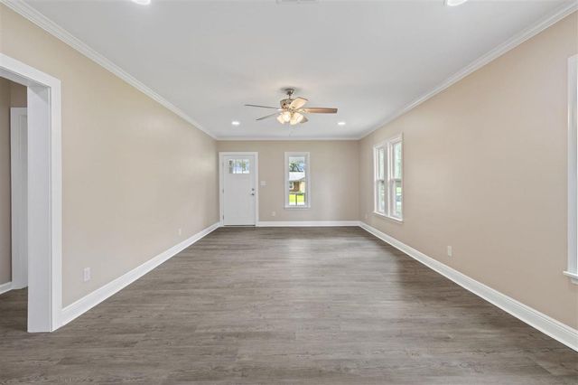 610 Decker Street, Jennings, LA 70546