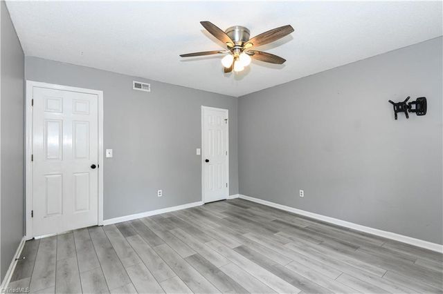 2208 Franklin Court, Burlington, NC 27215