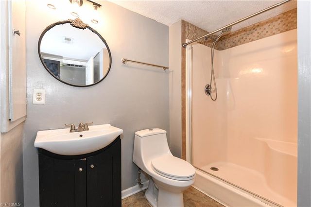 2208 Franklin Court, Burlington, NC 27215