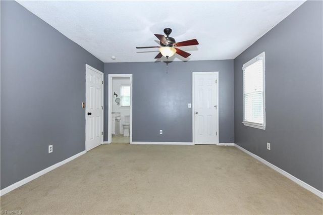 2208 Franklin Court, Burlington, NC 27215