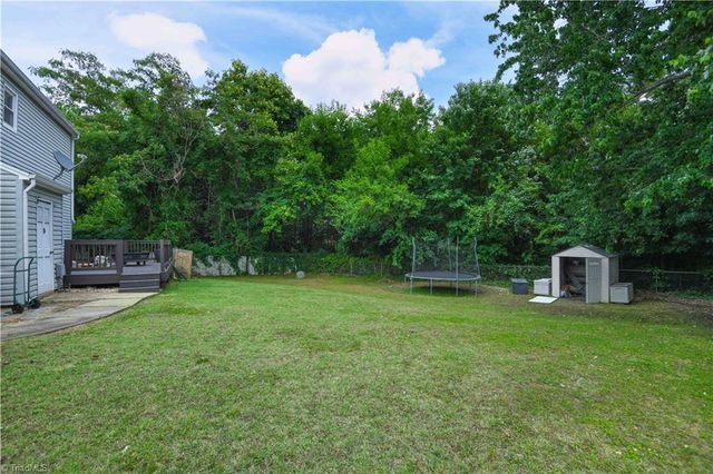 2208 Franklin Court, Burlington, NC 27215